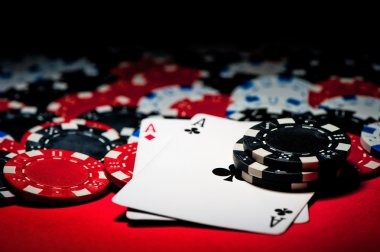 result candyland app showing live-dealer blackjack and roulette tables